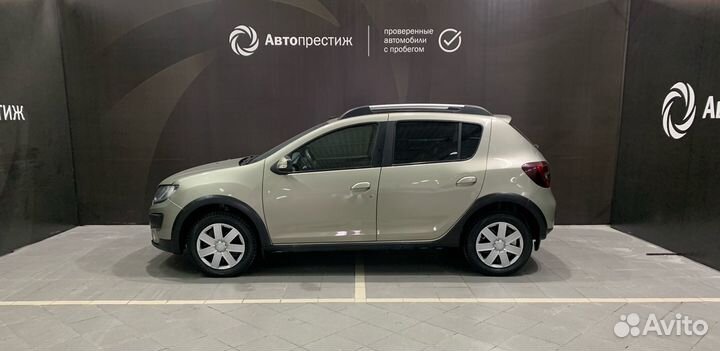 Renault Sandero 1.6 AT, 2016, 130 000 км