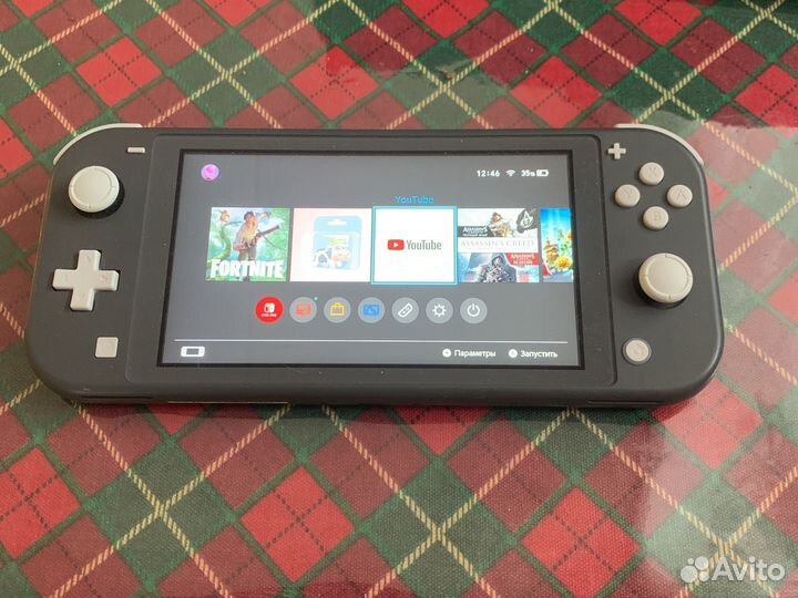 Nintendo switch lite