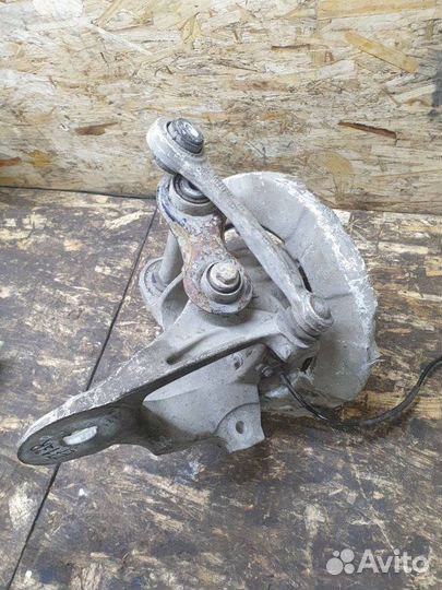 Кулак поворотный задний правый Bmw X6 E71 4.4 N63