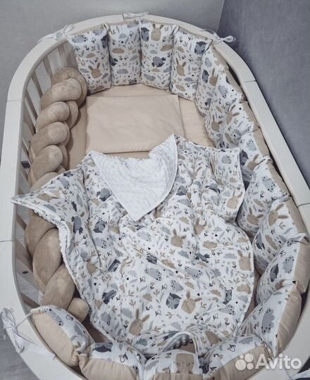 Бортики и коса в детскую кроватку