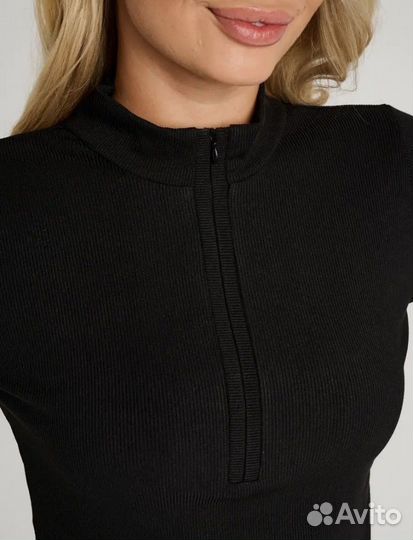 Топ с длинным рукавом