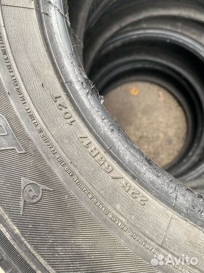 Dunlop SP Winter Ice 01 225/65 R17