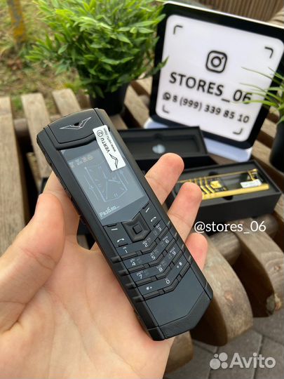 Vertu signature s design