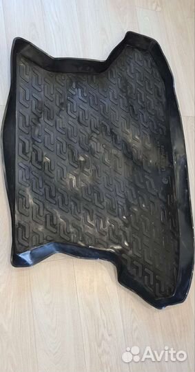 Коврик в багажник priora