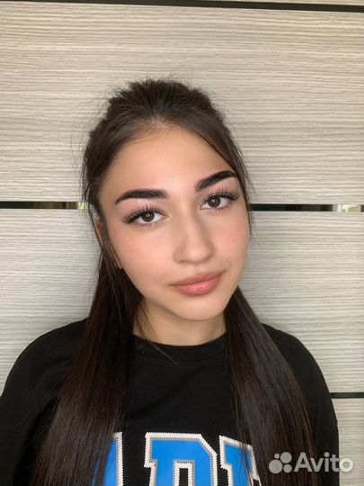 Мастер бровист