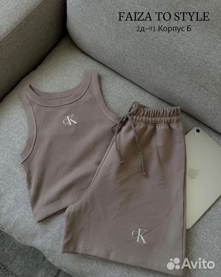 Женский летний костюм Calvin Klein