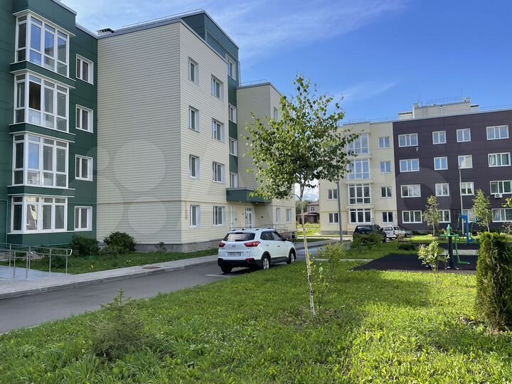 3-к. квартира, 79,9 м², 2/4 эт.