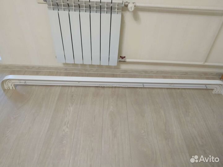 Карнизы для штор б/у