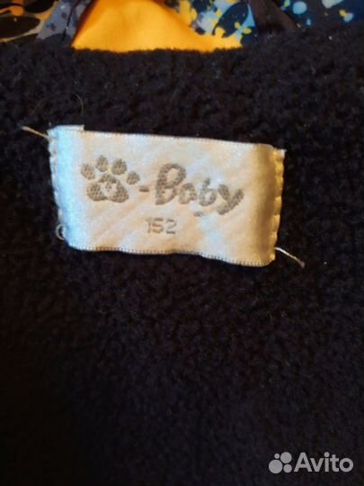 Ветровка на мальчика на флисе 152