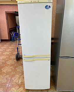 Холодильник Samsung RL28fbsw1
