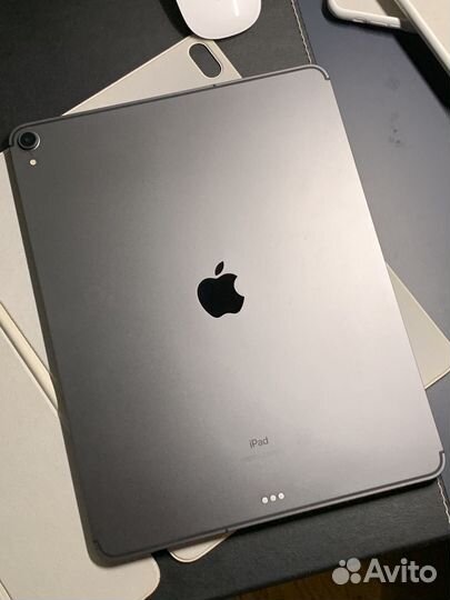 iPad Pro 12 9 256 LTE 2018+pencil 2,cover,keyboard