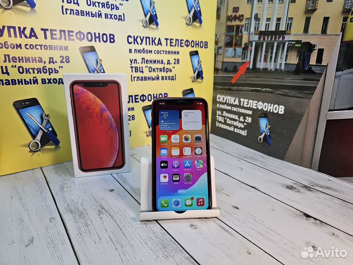 iPhone Xr, 64 ГБ