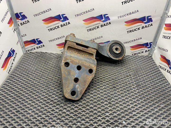 Кронштейн торсиона кабины Iveco Stralis