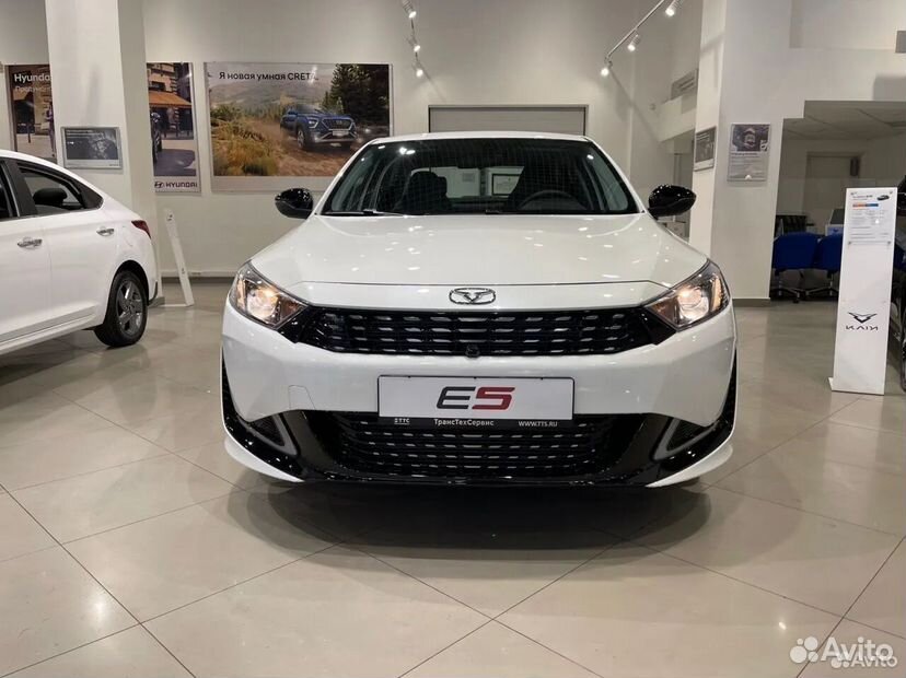 Kaiyi E5 1.5 CVT, 2023