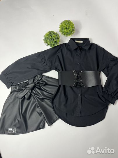 Костюм модный