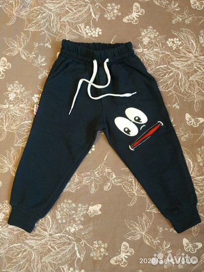 Спортивные брюки. Новые