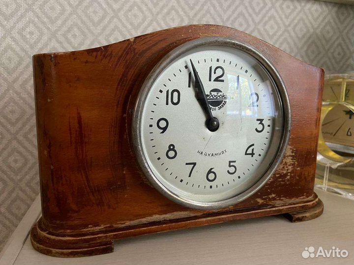 Настольные часы