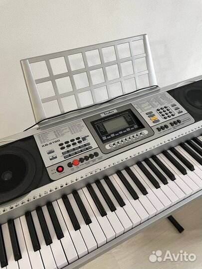 Синтезатор Tesler KB-6190 + подставка в подарок