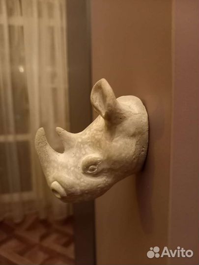 Крючок на стену лофт