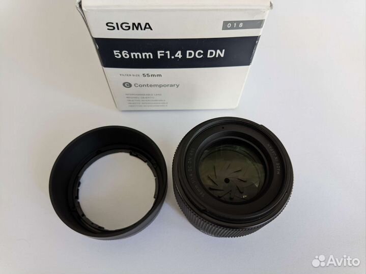 Объектив Sigma 56 mm f1.4 sony e