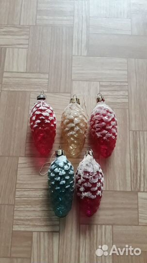 Елочные игрушки