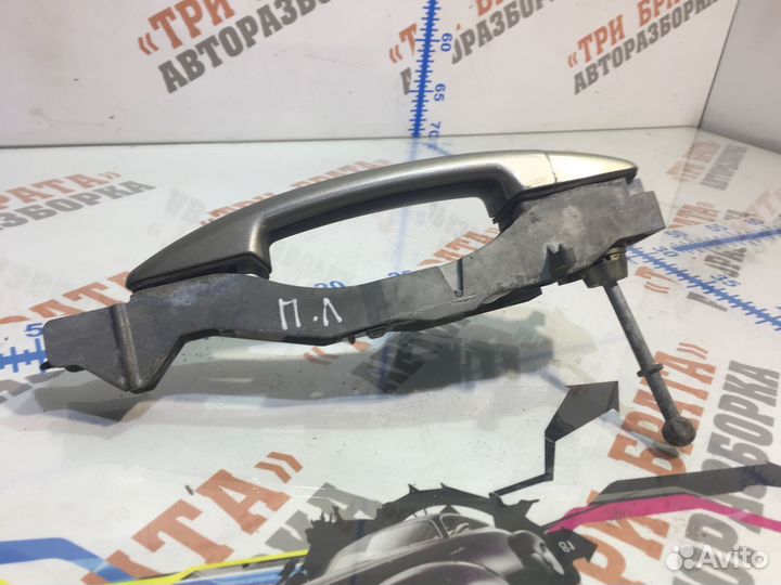 Пежо 3008 Ручка наружняя передней двери Лев