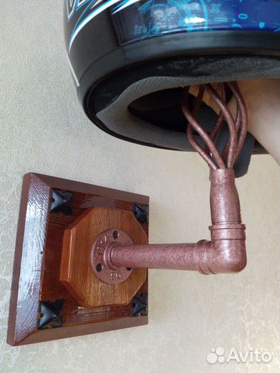 Кастомная стойка для шлема