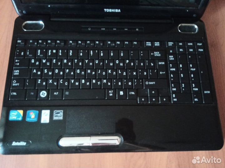 Ноутбук Toshiba satellite i3