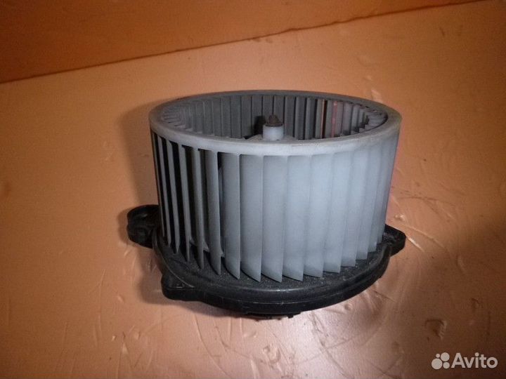 Моторчик печки hyundai santa FE NEW 2005