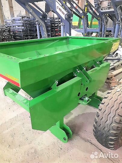 Разбрасыватель удобрений Оптсельмаш Фермер, 2023