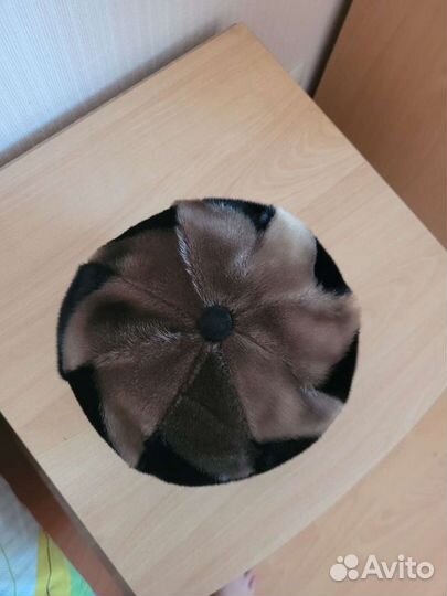 Женская кепка из меха нерпы