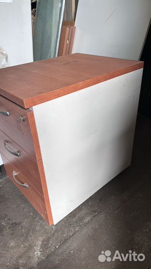 Тумба выкатная