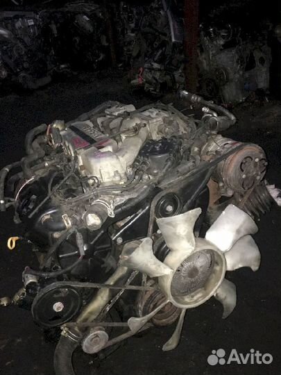 Двигатель VG30E Nissan Cedric Y31