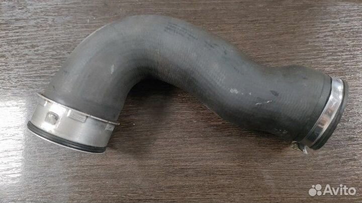 Патрубок интеркулера Skoda Octavia II рестайлинг