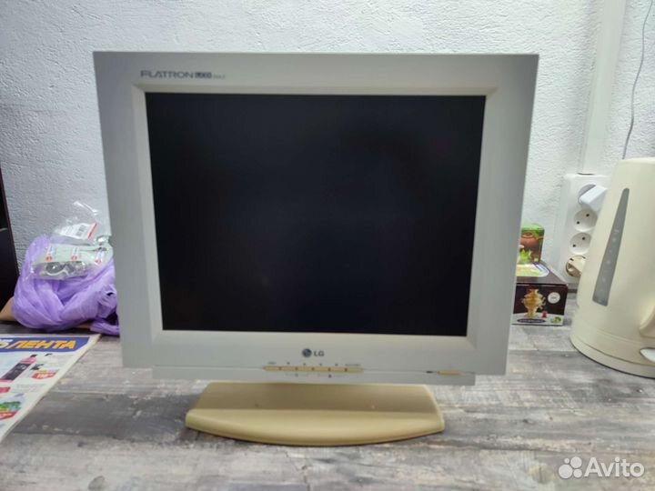 Монитор LG