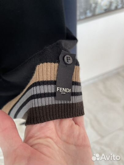 Шерстяной пуловер Fendi, оргинал, 48р