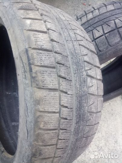 Bridgestone Blizzak Revo GZ 245/40 R18