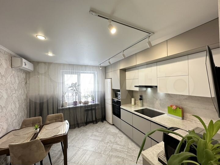 2-к. квартира, 60,2 м², 13/16 эт.