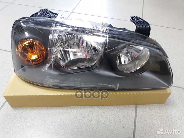 Фара hyundai elantra 4D/5D -06 прав. 2211132RLD