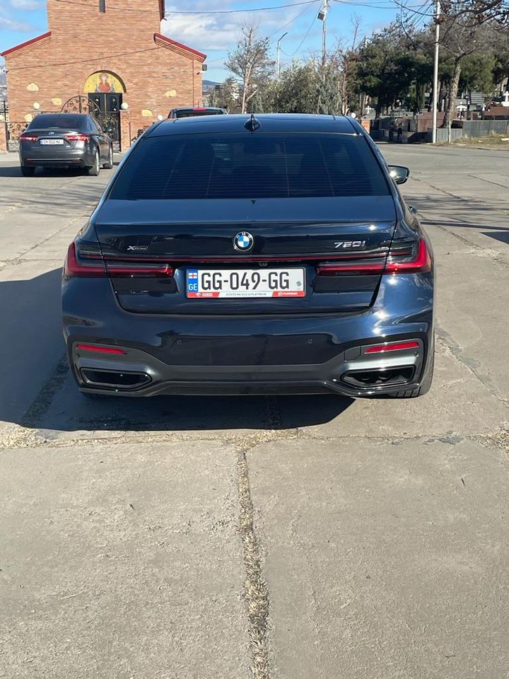 BMW 7 серия: фото владельца