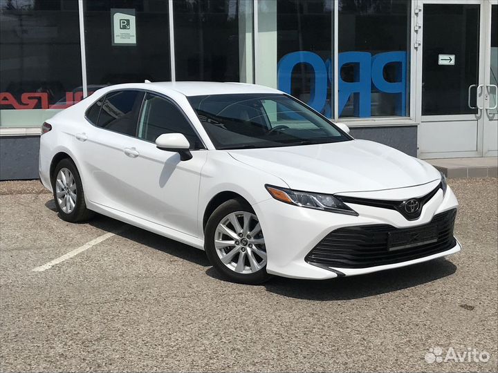 Toyota Camry, 2018