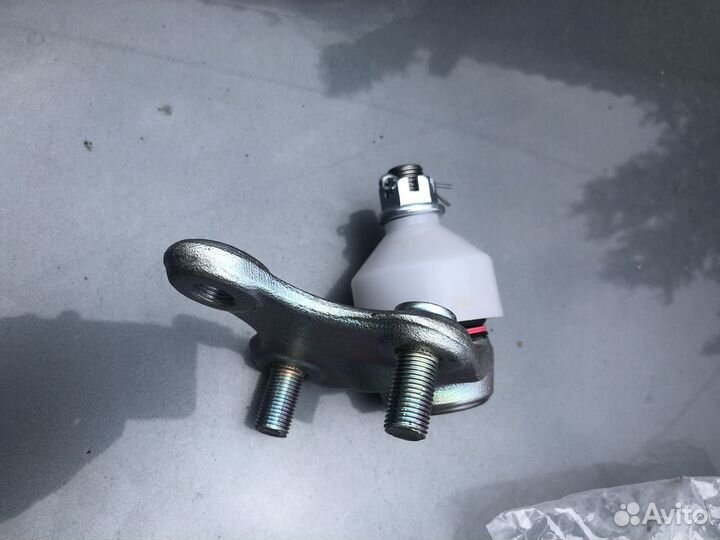 Шаровая опора на тойоту камри 70