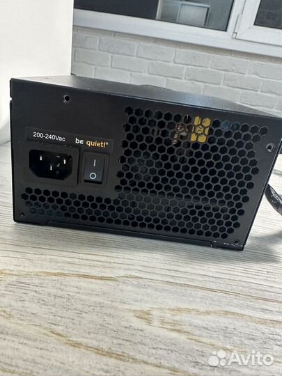 Блок питания be quiet 700w