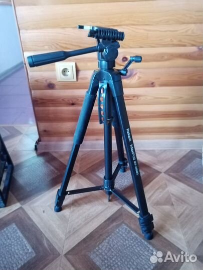 Продам штатив для видео камеры