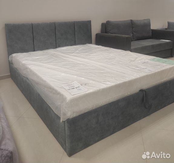 Кровать двухспальная 160 200