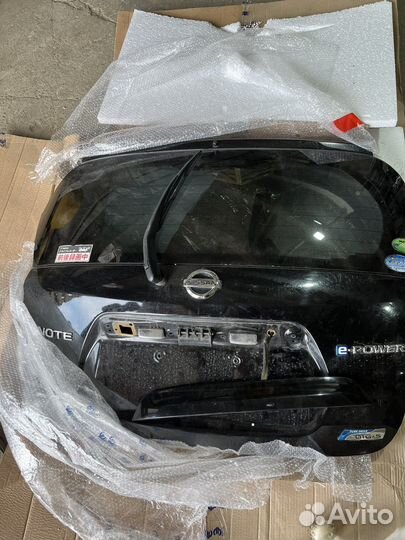 Дверь багажника nissan note e12
