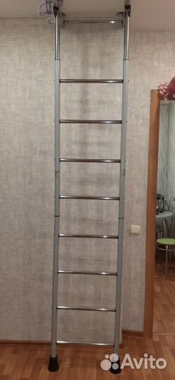 Шведская стенка с турником