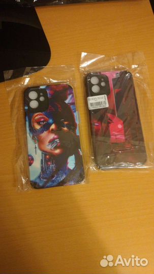2 чехла на iPhone 12, абсолютно новые.1 чехол 225р