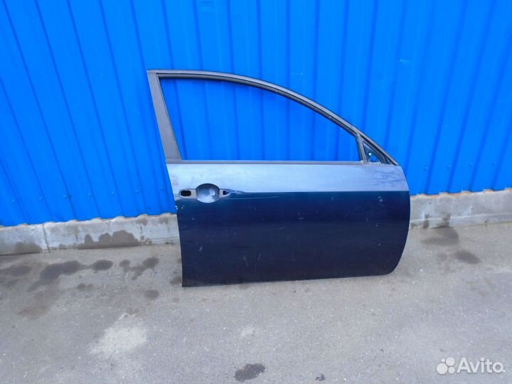 Nissan 80100-AV630 Дверь передняя, правая