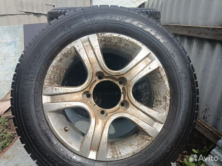Продам колесо на 215/65 16С